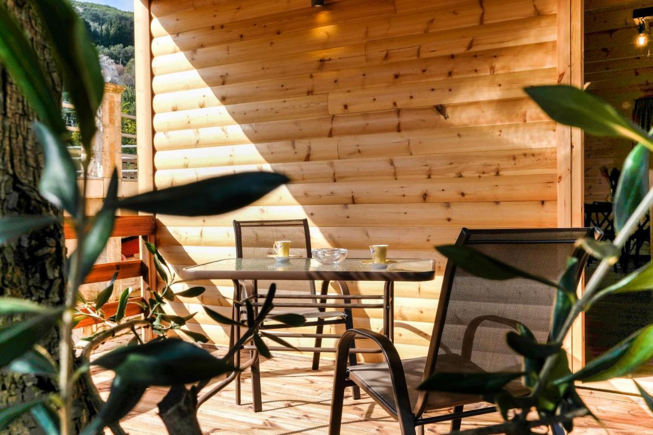 Romantic Tree House Kato Pavliana المظهر الخارجي الصورة
